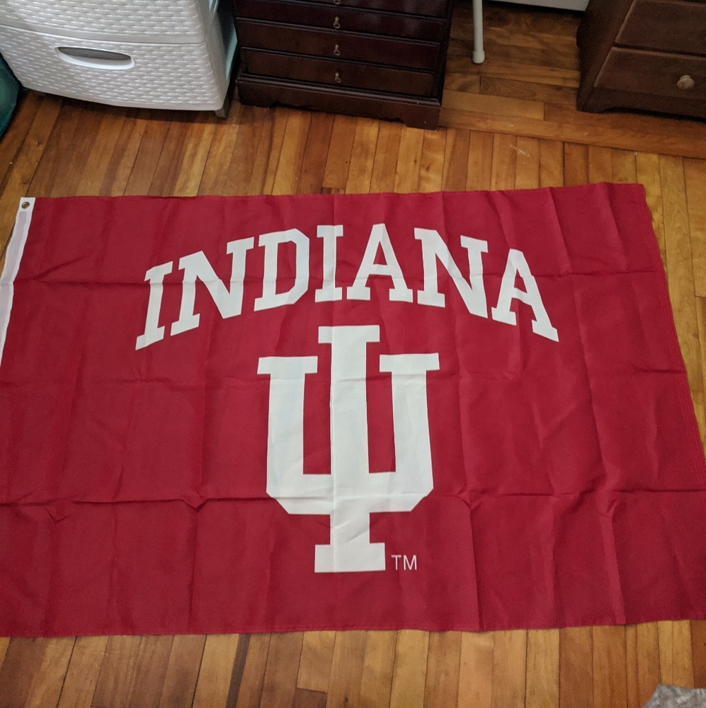 Indiana University IU flag Hoosiers